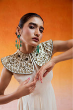 Load image into Gallery viewer, Ivory pilgrimmed collar embroidered gown