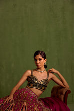Load image into Gallery viewer, majenta lehenga set