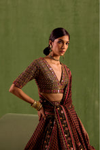 Load image into Gallery viewer, black lehenga set