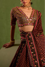 Load image into Gallery viewer, black lehenga set