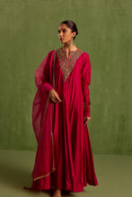 Load image into Gallery viewer, fuscia anarkali set