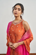 Load image into Gallery viewer, BURNT ORANGE KALIDAAR WITH BURNT ORANGE X HOT PINK SHADED DUPATTA