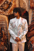 Load image into Gallery viewer, The Water Lily Concept Look