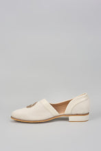 Load image into Gallery viewer, Off White Embroidered Peshawaris