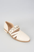Load image into Gallery viewer, Ivory Cummerband Peshawaris