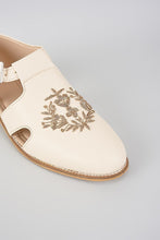 Load image into Gallery viewer, Ivory Crown Buckle Sandals