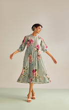 Load image into Gallery viewer, EVAA DRESS