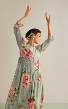 Load image into Gallery viewer, EVAA DRESS
