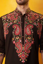 Load image into Gallery viewer, Black kashimiri embroidered Kurta Pant