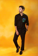Load image into Gallery viewer, Black Shirt Multi coloured Skull