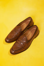 Load image into Gallery viewer, Brown Loafer