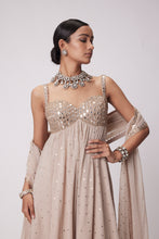 Load image into Gallery viewer, LIGHT BEIGE HIGH LOW KURTA SET