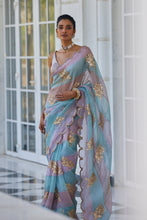 Load image into Gallery viewer, Ash Pink Flower Saree Set
