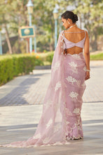 Load image into Gallery viewer, Powder Lilac Flower Saree Set