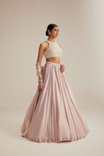 Load image into Gallery viewer, Ash Pink Satin skirt Set