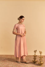 Load image into Gallery viewer, Ilana Off rose Silk Dabka Zardozi Embroidered Kurta Set
