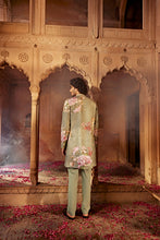 Load image into Gallery viewer, AADAR SHERWANI SET