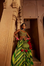 Load image into Gallery viewer, LEHER LEHENGA SET