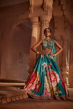 Load image into Gallery viewer, GULSHAAD LEHENGA SET
