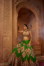 Load image into Gallery viewer, ZAINA LEHENGA SET