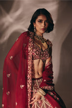 Load image into Gallery viewer, RED BRIDAL LEHENGA SET