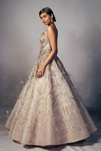 Load image into Gallery viewer, Carmen Corset gown