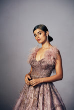 Load image into Gallery viewer, Linda Shimmer Organza gown