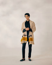 Load image into Gallery viewer, Beige Pashmina shawl