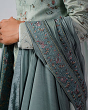 Load image into Gallery viewer, Chateau Grey Stole