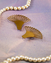 Load image into Gallery viewer, Floret Gold Kalgi