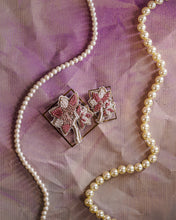 Load image into Gallery viewer, Garland Metal Kalgi