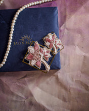 Load image into Gallery viewer, Garland Metal Kalgi