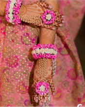 Load image into Gallery viewer, Pink Floral Jewellery Set (Wbteh-03)