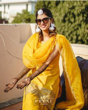 Load image into Gallery viewer, Ivory Floral Jewellery (Set Sstjk-02)