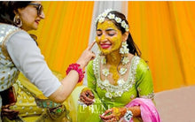 Load image into Gallery viewer, Ivory Floral Jewellery Set (Ssmpjrh-03)