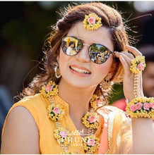 Load image into Gallery viewer, Yellow And Red Floral Jewellery Set (Wbterhh-04)