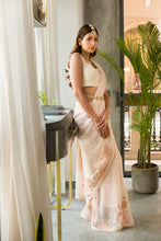 Load image into Gallery viewer, Statement Maang Tikka