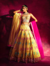 Load image into Gallery viewer, Mughal Boota Gold Tissue Lehenga Set