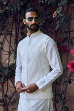 Load image into Gallery viewer, Frost White Bundi Set