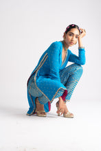 Load image into Gallery viewer, Firozi V Neck Multi Geo Pant Kurta Set