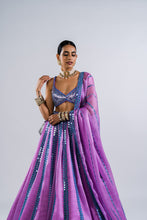 Load image into Gallery viewer, MAUVE MIRROR SEAM LEHENGA WITH METALLIC BLOUSE