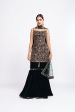 Load image into Gallery viewer, Deep green kurta sharara set