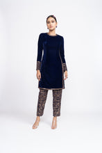 Load image into Gallery viewer, Navy Blue Velvet Kurta Set