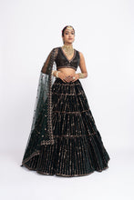 Load image into Gallery viewer, Deep green full tier lehnga set
