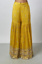 Load image into Gallery viewer, Jhalak Sharara Set
