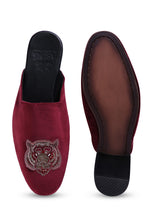 Load image into Gallery viewer, Regal Tiger Velvet Mules

