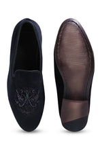 Load image into Gallery viewer, Noir Opulence Slip-Ons
