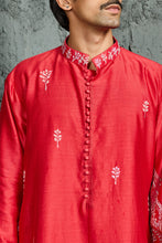 Load image into Gallery viewer, Red Gulrang Ridge Kurta Set
