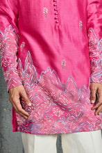 Load image into Gallery viewer, Pink Gulrang Ridge Kurta Set
