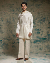 Load image into Gallery viewer, Honeyed Ivory Pearl Short Jacket set

